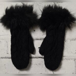 Ardene Black Cable Knit Mittens OS | Faux Fur Trim Winter Gloves